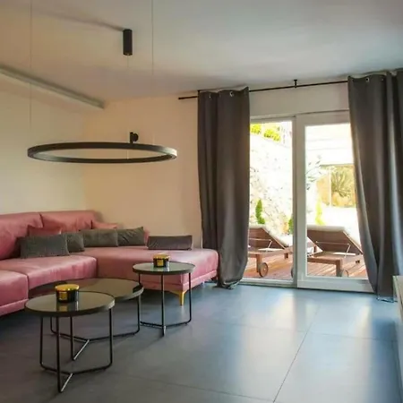 Apartment Magic Look With Whirlpool And Sauna Donji Prolozac